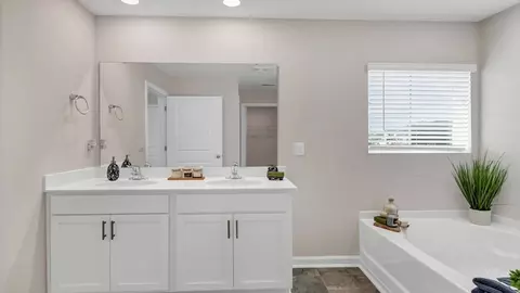 Bath - 26 Horatio Ln, Lugoff, SC 29078 photo 7 of 10