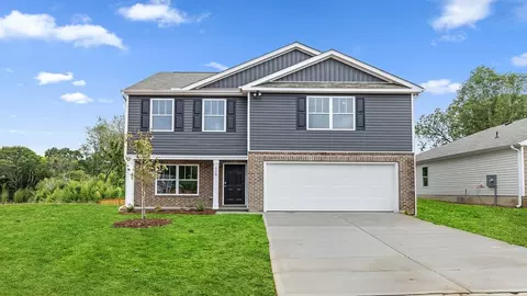 131 Cades Cove Dr, Greenwood, SC 29646