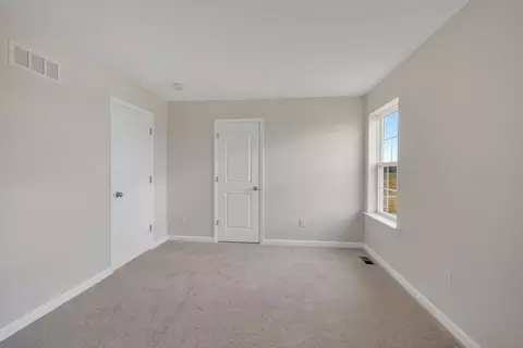 Bedroom - 1153 Charleston Cir, Dover, DE 19904 photo 2 of 3