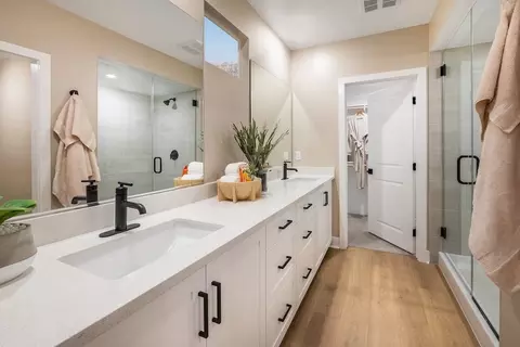 Bath - 1064 E Overlook Dr, Orange, CA 92867 photo 3 of 4