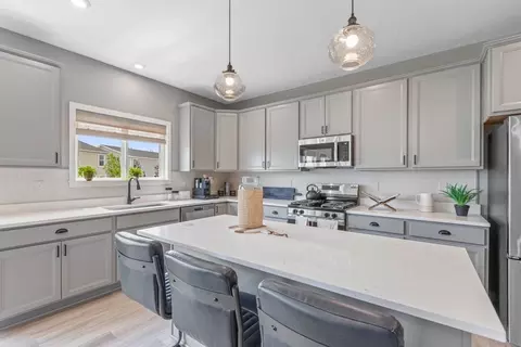 Kitchen - 8295 Busey Rd, Pickerington, OH 43147 photo 3 of 7