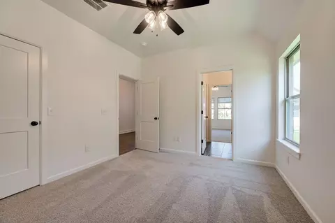 Bedroom - 7201 E Oakland St, Broken Arrow, OK 74014 photo 4 of 10