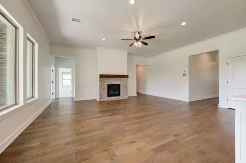 Living - 7201 E Oakland St, Broken Arrow, OK 74014 photo 8 of 8
