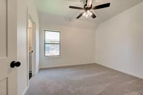Bedroom - 7201 E Oakland St, Broken Arrow, OK 74014 photo 3 of 10
