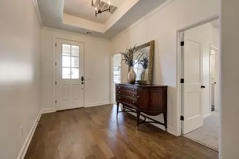 Entry Way - 7201 E Oakland St, Broken Arrow, OK 74014 photo 2 of 9