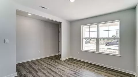 Living - 1253 Eagleton Blvd, London, OH 43140 photo 5 of 9