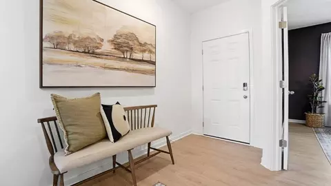 Entry Way - 1253 Eagleton Blvd, London, OH 43140 photo 2 of 4
