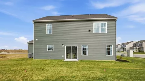 Exterior - 1253 Eagleton Blvd, London, OH 43140 photo 11 of 12