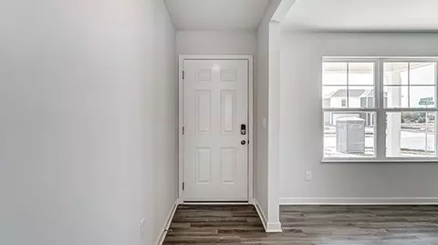 Entry Way - 1253 Eagleton Blvd, London, OH 43140 photo 1 of 4