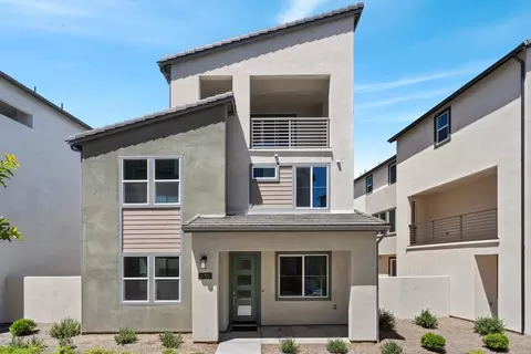 27322 Bear Paw Ln, Valencia, CA 91355