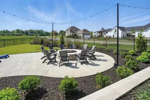 Exterior - 1726 Ledgestone Way, Hebron, KY 41048 photo 11 of 14