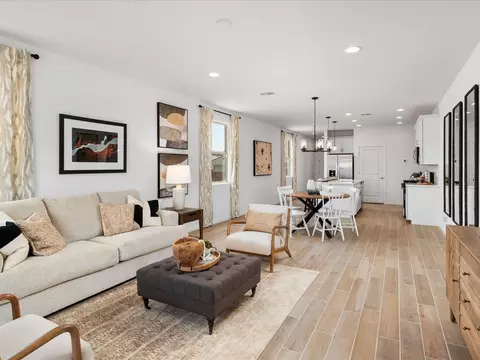 9821 N Summerstone Ave, Tucson, AZ 85743