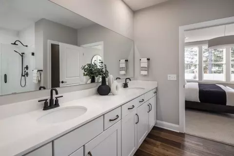 Bath - 10 Lake Como Ct, Orange, OH 44128 photo 1 of 2