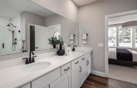Bath - 10 Lake Como Ct, Orange, OH 44128 photo 2 of 2