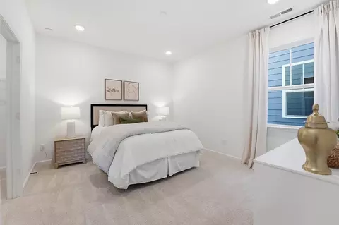 Bedroom - 103 Fetlock Dr, Stephenson, VA 22656 photo 2 of 4