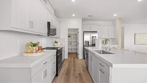 Kitchen - 10255 Shady Meadow Loop, Lakeside, CA 92040 photo 2 of 6
