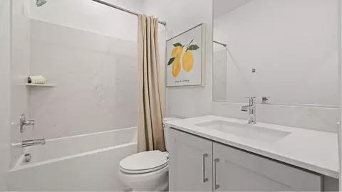 Bath - 10255 Shady Meadow Loop, Lakeside, CA 92040 photo 6 of 7