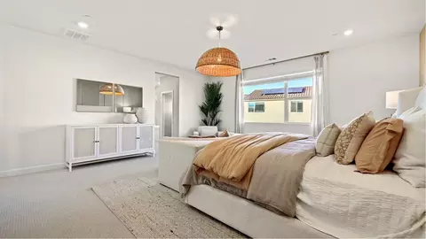 Bedroom - 10255 Shady Meadow Loop, Lakeside, CA 92040 photo 2 of 10