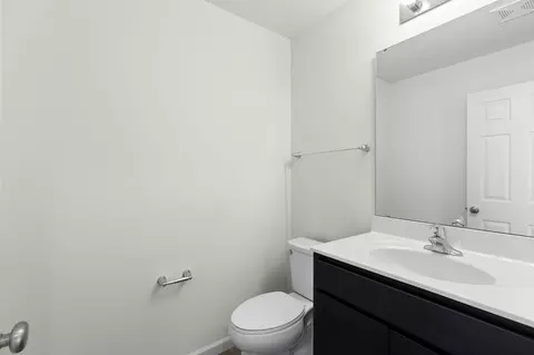 Bath - 2316 Heatherfield Dr, Rolla, MO 65401 photo 1 of 4