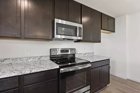 Kitchen - 2316 Heatherfield Dr, Rolla, MO 65401 photo 4 of 4