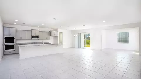 Living - 14055 Spring Hill Dr, Spring Hill, FL 34609 photo 1 of 5