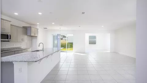 Living - 14055 Spring Hill Dr, Spring Hill, FL 34609 photo 3 of 5