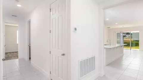 Entry Way - 14055 Spring Hill Dr, Spring Hill, FL 34609 photo 2 of 5