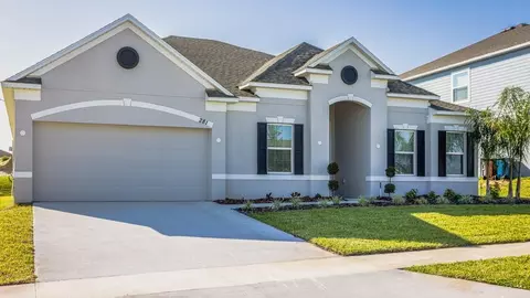 Exterior - 14055 Spring Hill Dr, Spring Hill, FL 34609 photo 8 of 17
