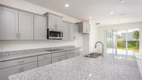 Kitchen - 14055 Spring Hill Dr, Spring Hill, FL 34609 photo 5 of 10