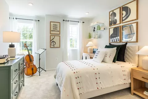 Bedroom - 95 Central Ave, Gaithersburg, MD 20877 photo 2 of 3