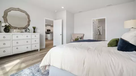 Bedroom - 7643 Anglebrook Rd N, Mobile, AL 36695 photo 3 of 8