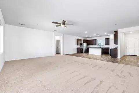 Living - 5124 Beaverhead Ave, Bakersfield, CA 93306 photo 2 of 3
