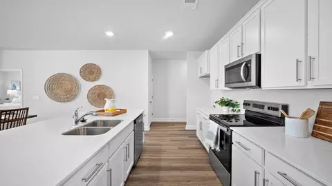 Kitchen - 188 Buckeye Rd, Guyton, GA 31312 photo 6 of 6