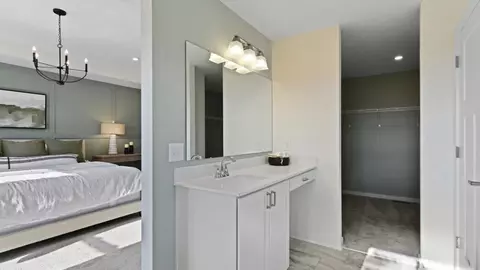 Bath - 3301 Greycliff Trl, Franklin, OH 45005 photo 2 of 16