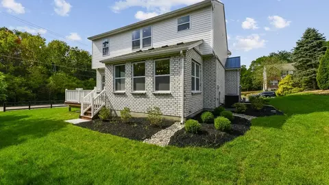 Exterior - 3301 Greycliff Trl, Franklin, OH 45005 photo 18 of 27