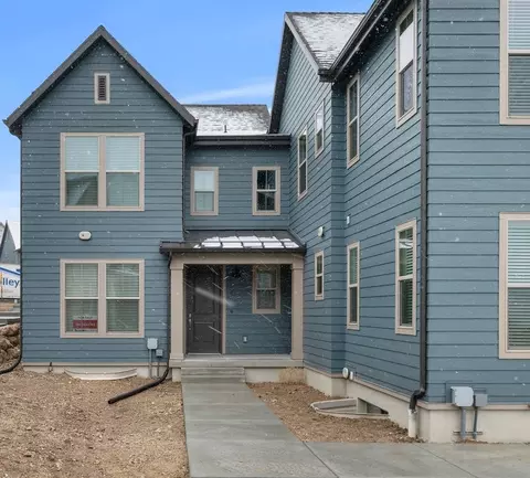 7043 W Hidden Hills Way, West Jordan, UT 84081