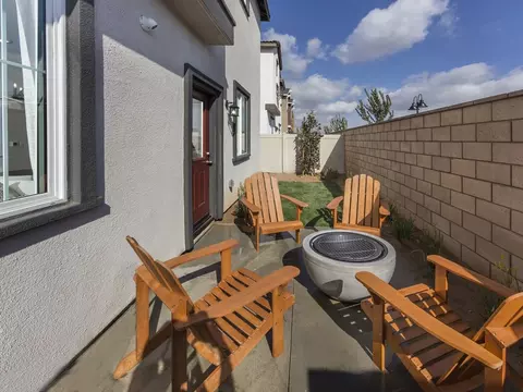 Exterior - 28350 Via Alella, Temecula, CA 92591 photo 4 of 5