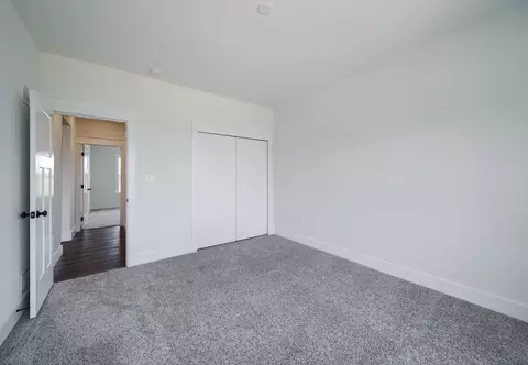 Bedroom - 8582 Rocky Springs Rd, Frederick, MD 21702 photo 7 of 15