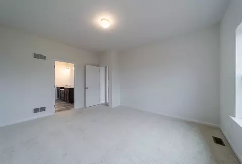 Bedroom - 8582 Rocky Springs Rd, Frederick, MD 21702 photo 8 of 15