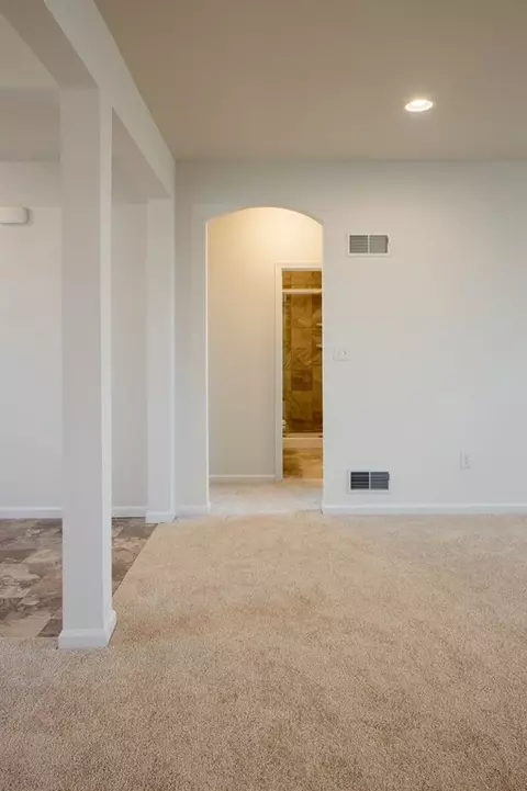 Entry Way - 8582 Rocky Springs Rd, Frederick, MD 21702 photo 22 of 25
