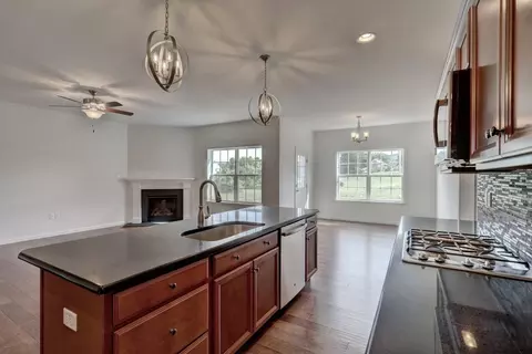 Kitchen - 8582 Rocky Springs Rd, Frederick, MD 21702 photo 3 of 43