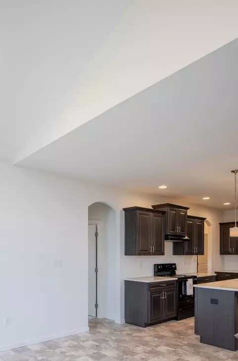 Entry Way - 8582 Rocky Springs Rd, Frederick, MD 21702 photo 4 of 25