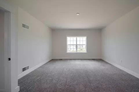 Bedroom - 8582 Rocky Springs Rd, Frederick, MD 21702 photo 2 of 15