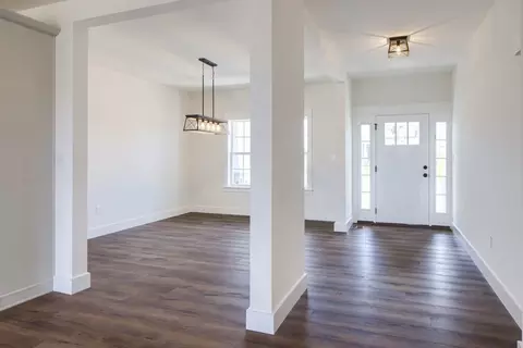 Entry Way - 8582 Rocky Springs Rd, Frederick, MD 21702 photo 6 of 25
