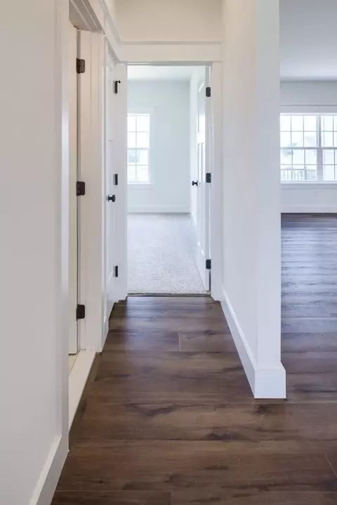 Entry Way - 8582 Rocky Springs Rd, Frederick, MD 21702 photo 13 of 25