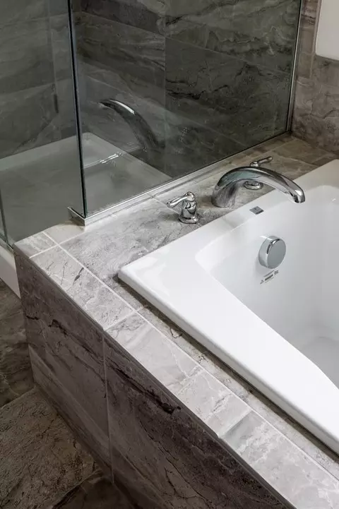 Bath - 8582 Rocky Springs Rd, Frederick, MD 21702 photo 13 of 38
