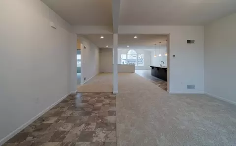 Living - 8582 Rocky Springs Rd, Frederick, MD 21702 photo 12 of 31