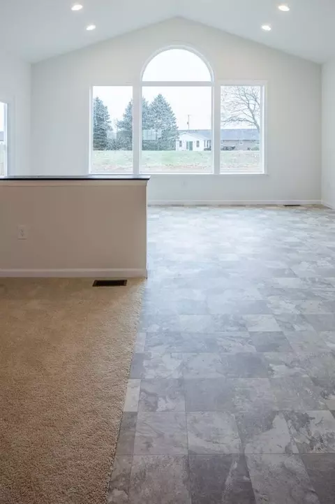 Living - 8582 Rocky Springs Rd, Frederick, MD 21702 photo 22 of 31