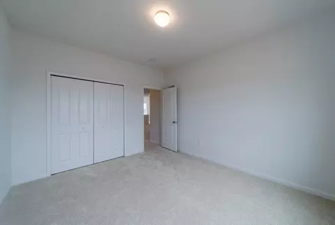 Bedroom - 8582 Rocky Springs Rd, Frederick, MD 21702 photo 10 of 15