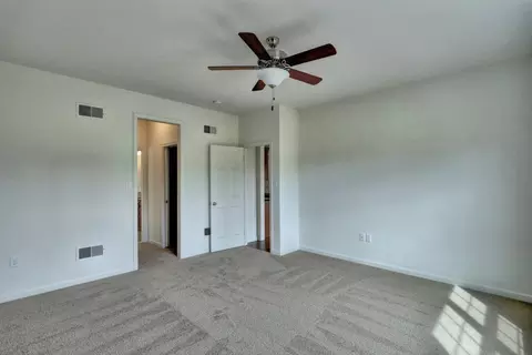 Bedroom - 8582 Rocky Springs Rd, Frederick, MD 21702 photo 3 of 15